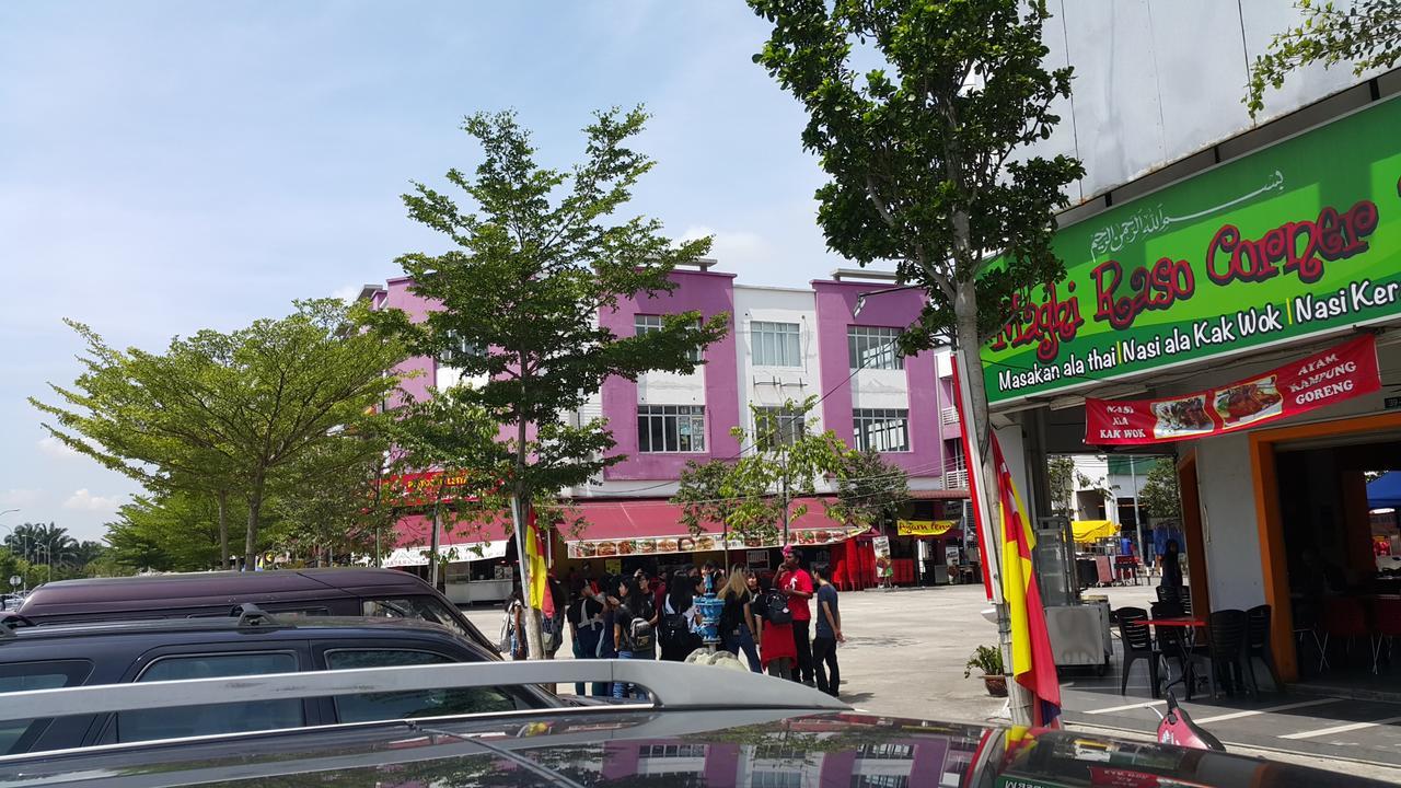 Subang Bestari Asrama